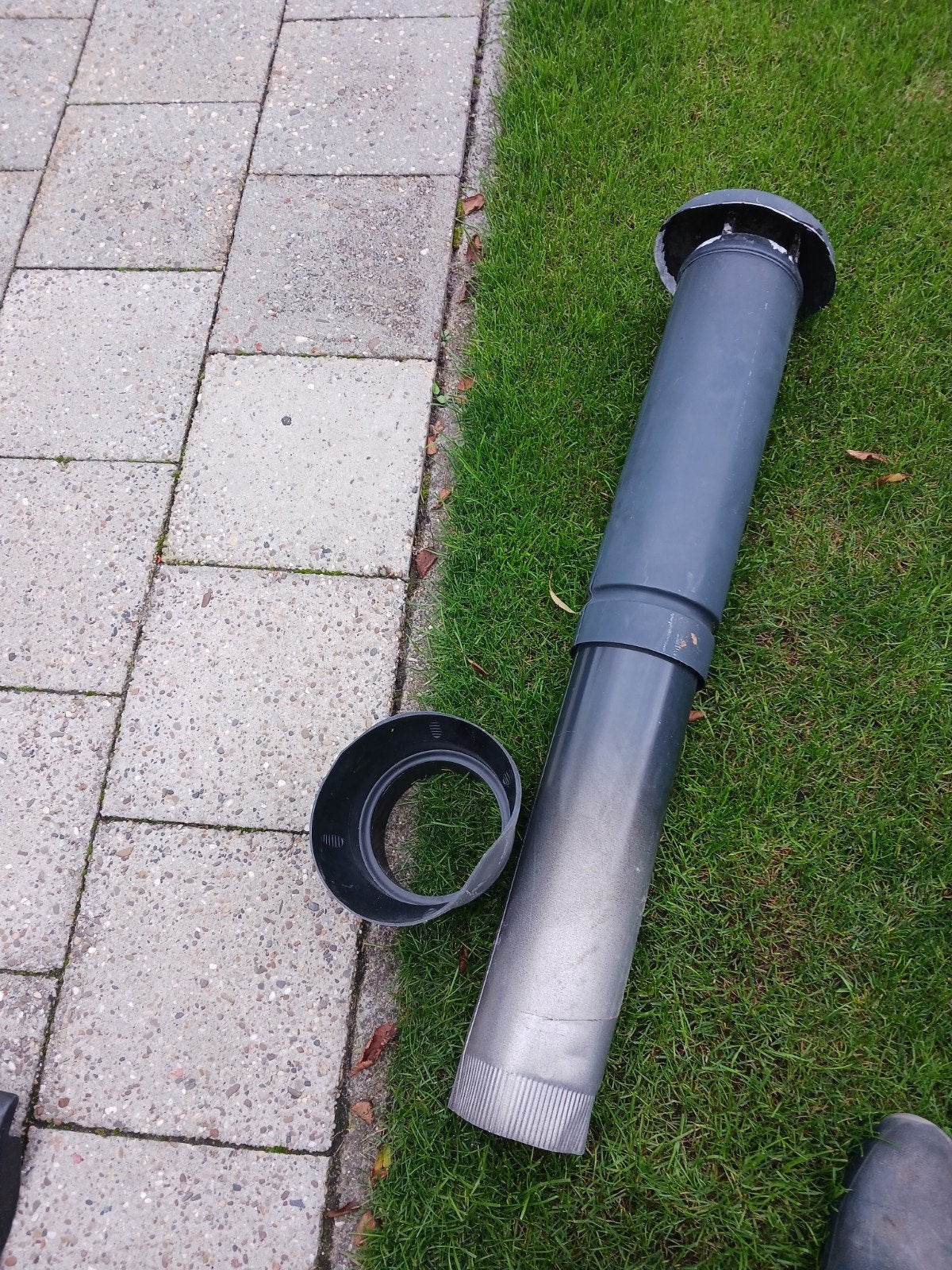 Dakdoorvoer voor ventilatie of afzuiging, Doe-het-zelf en Verbouw, Kunststof, Gebruikt, Zwart, Ophalen of Verzenden