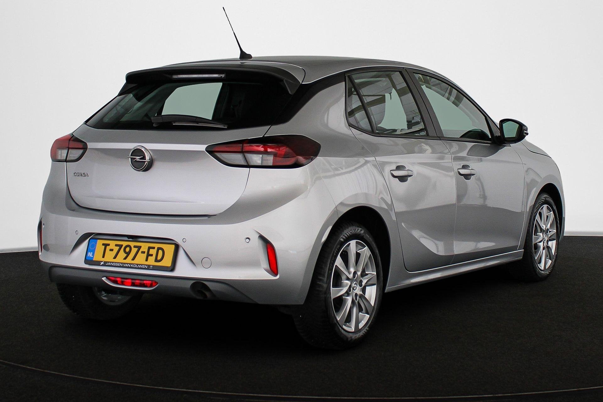 Opel Corsa 1.2 Level 2 Achteruitrijcamera Parkeersensoren Ap, Auto's, Voorwielaandrijving, Gebruikt, 49 €/maand, Handgeschakeld