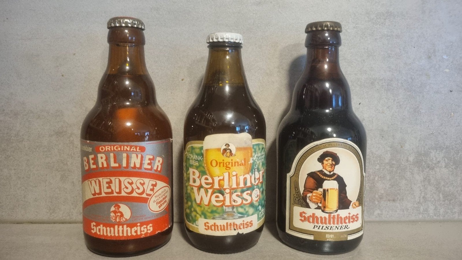 3x Schultheiss Brauerei AG, Berlin - 33cl - <'88-'91, Ophalen of Verzenden, Zo goed als nieuw, Flesje(s), Overige merken