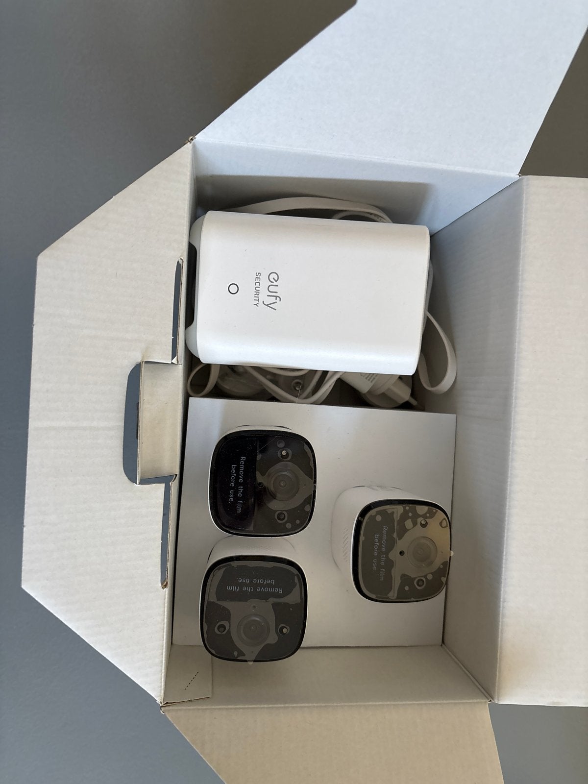 Eufy Security Camera Set - 3 camera's en HomeBase, Audio, Tv en Foto, Videobewaking, Ophalen, Nieuw, Buitencamera