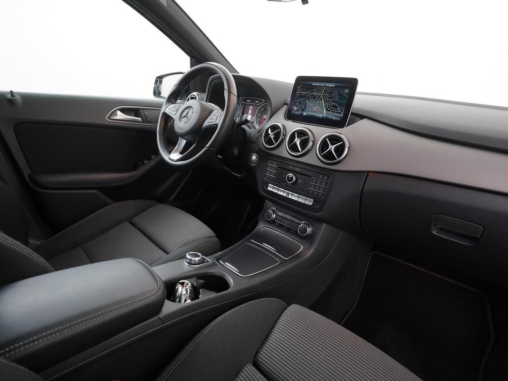 Mercedes-Benz B-klasse 180 Business Solution | Trekhaak | Ca, Auto's, Mercedes-Benz, 12 maanden, Gebruikt, 4 cilinders, Onderhoudsboekje