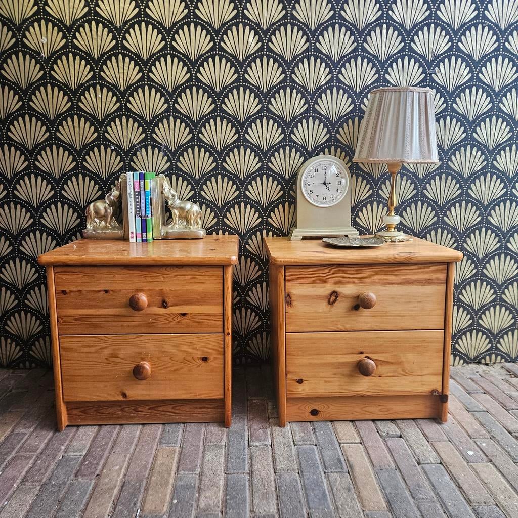 Leuke houten nachtkastjes kies je kleur...., Ophalen of Verzenden, Zo goed als nieuw, 65 cm of meer, 70 cm of meer