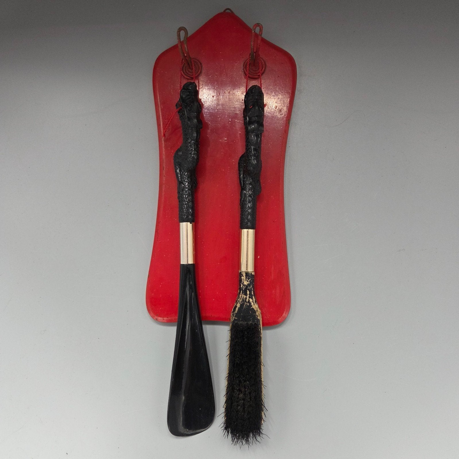 Vintage Japanse schoenlepel en borstelset met draken, Antiek en Kunst, Ophalen of Verzenden