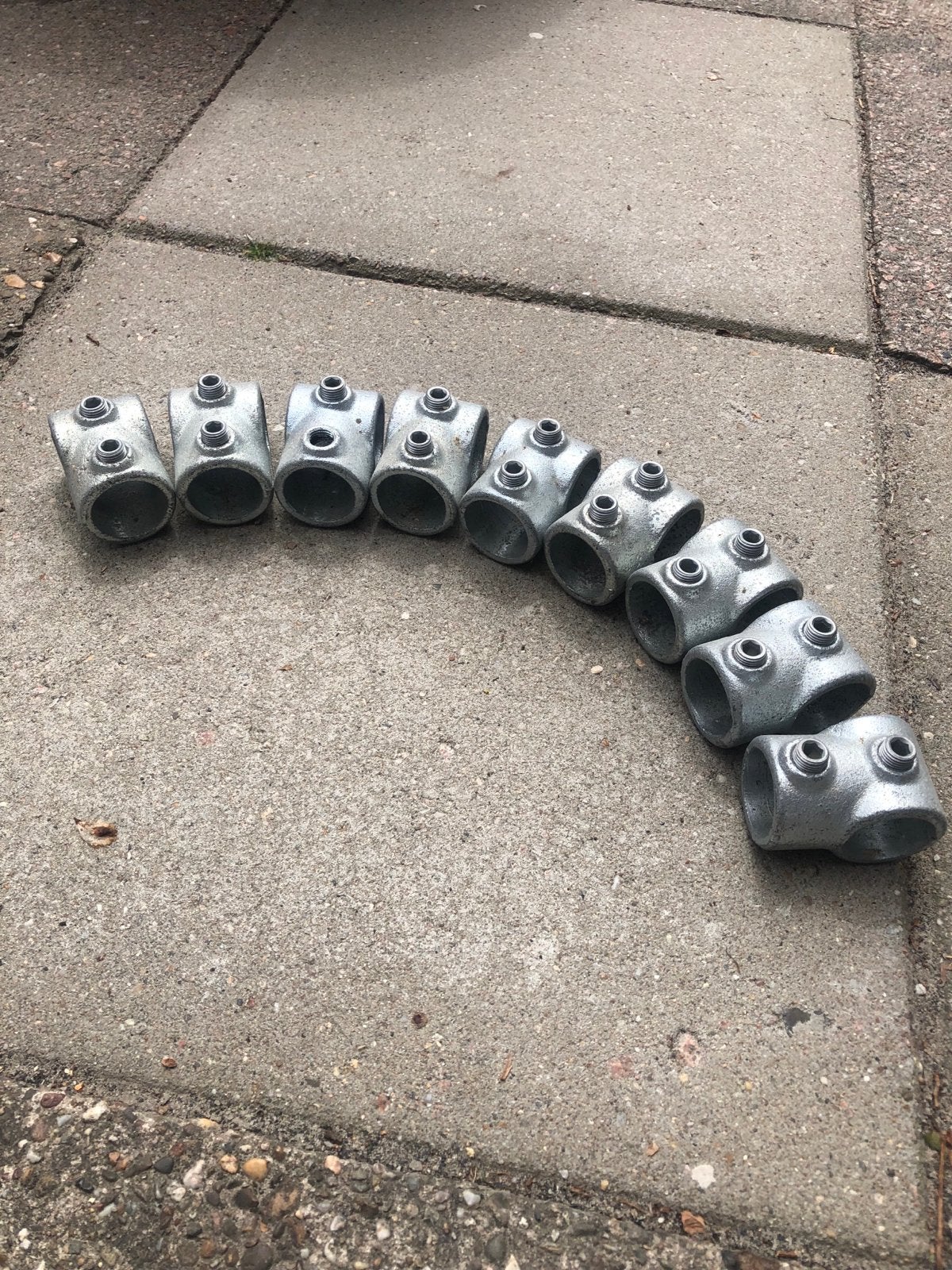 18st Gegalvaniseerde buiskoppelingen 33mm en buisbeugels, Ophalen of Verzenden, Gebruikt, Minder dan 50 mm, Overige typen