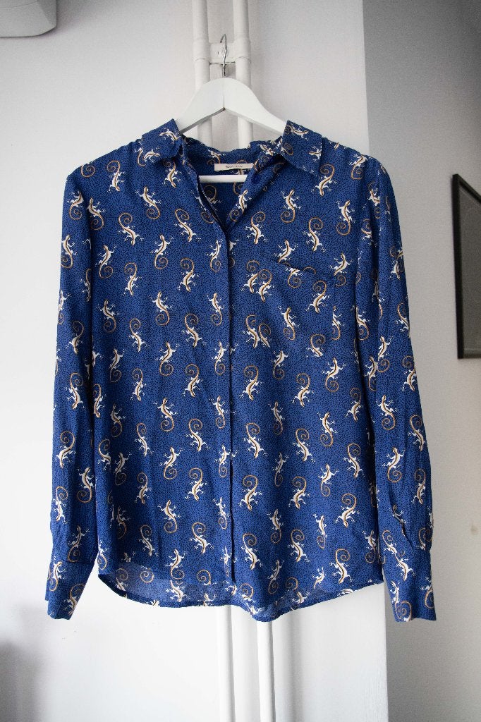 Blauwe blouse met salamanderprint Sissy Boy maat S, Blauw, Sissy-Boy, Ophalen of Verzenden, Zo goed als nieuw