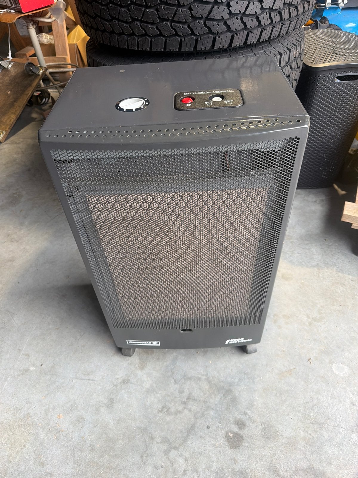Gaskachel Campingaz 3200 Fuego, Gebruikt, Gas, Ophalen of Verzenden, Vrijstaand