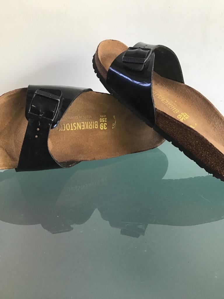 Birkenstock Madrid zwart 39 slippers | Gratis verzenden, Kleding | Dames, Schoenen, Slippers, Verzenden, Zwart, Zo goed als nieuw
