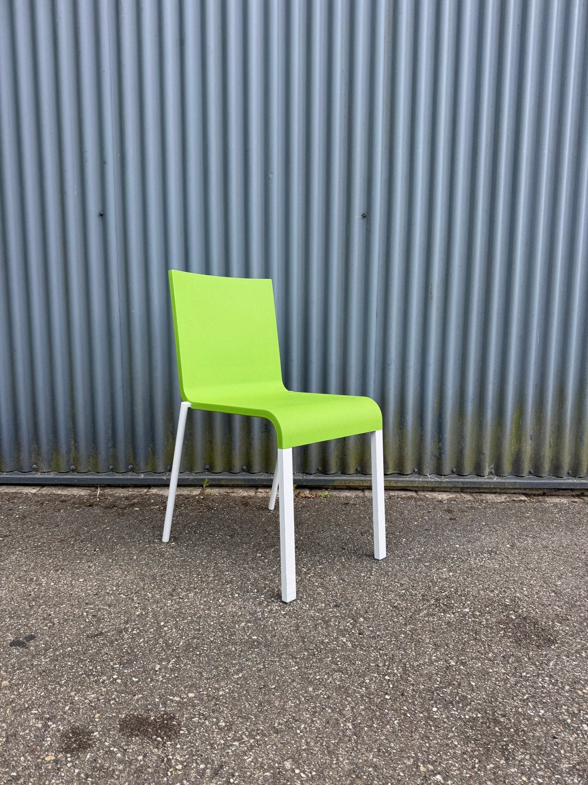 2 Gebruikte Vitra .03 stoelen, Ophalen, Kunststof, Gebruikt, Overige kleuren