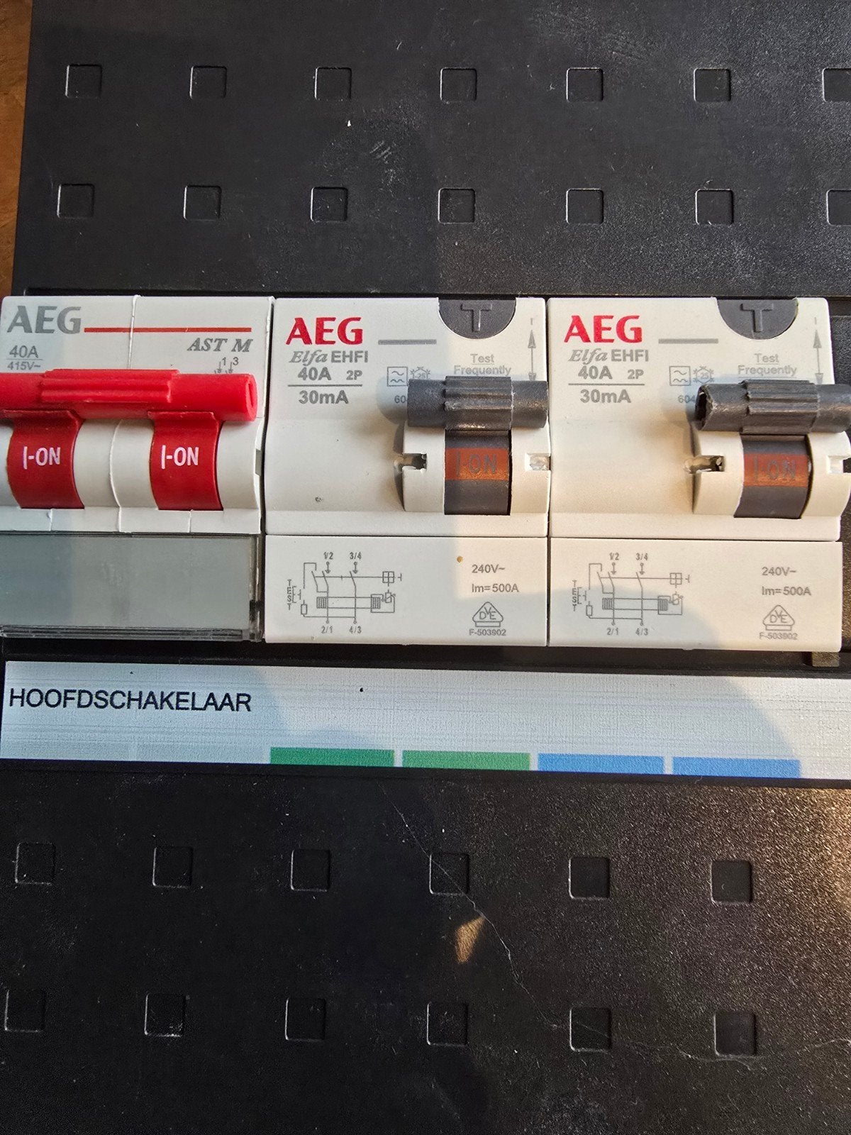 AEG Fix-O-Rail 220 Groepenkast met 8 groepen en 2 aardleks, Ophalen of Verzenden, Zo goed als nieuw, Overige typen