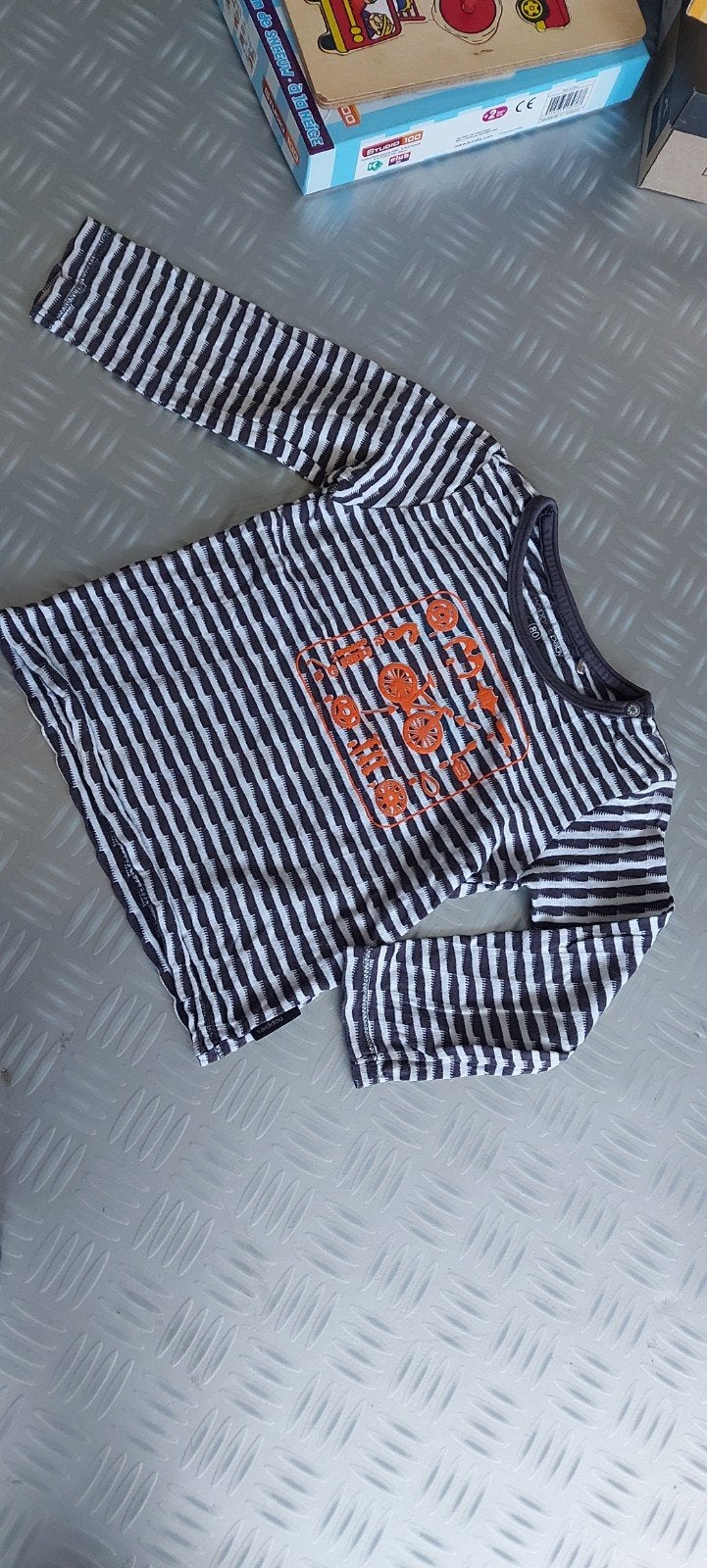Truitje mt 80, Kinderen en Baby's, Babykleding | Maat 80, Truitje of Vestje, Ophalen of Verzenden, Zo goed als nieuw, Jongetje