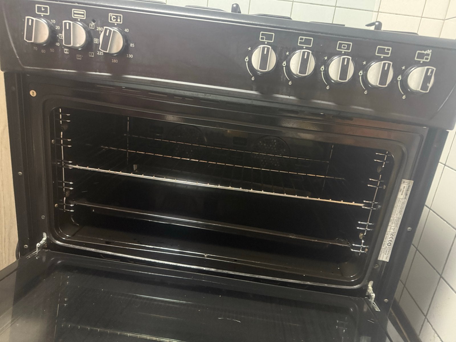 Wiggo Vrijstaand Gasfornuis met Oven - Zwart, Ophalen, 60 cm of meer, 4 kookzones, Zo goed als nieuw