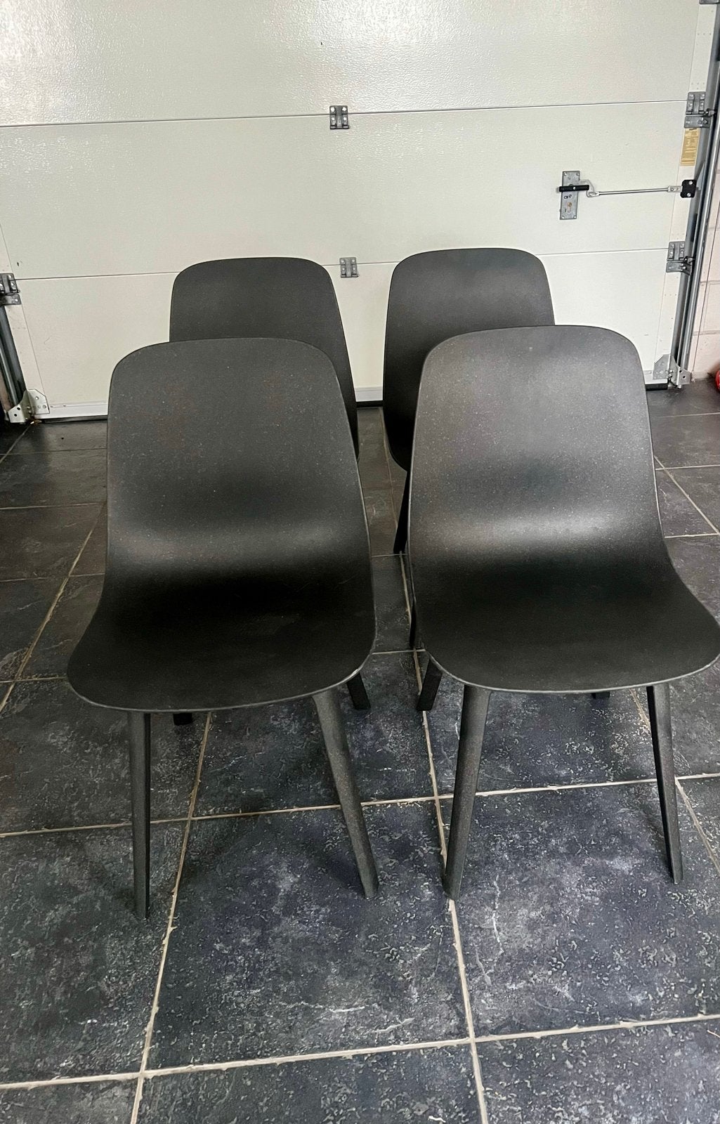 IKEA Odger stoelen antraciet - Zo goed als nieuw, Huis en Inrichting, Ophalen of Verzenden, Zo goed als nieuw, Vier, Grijs