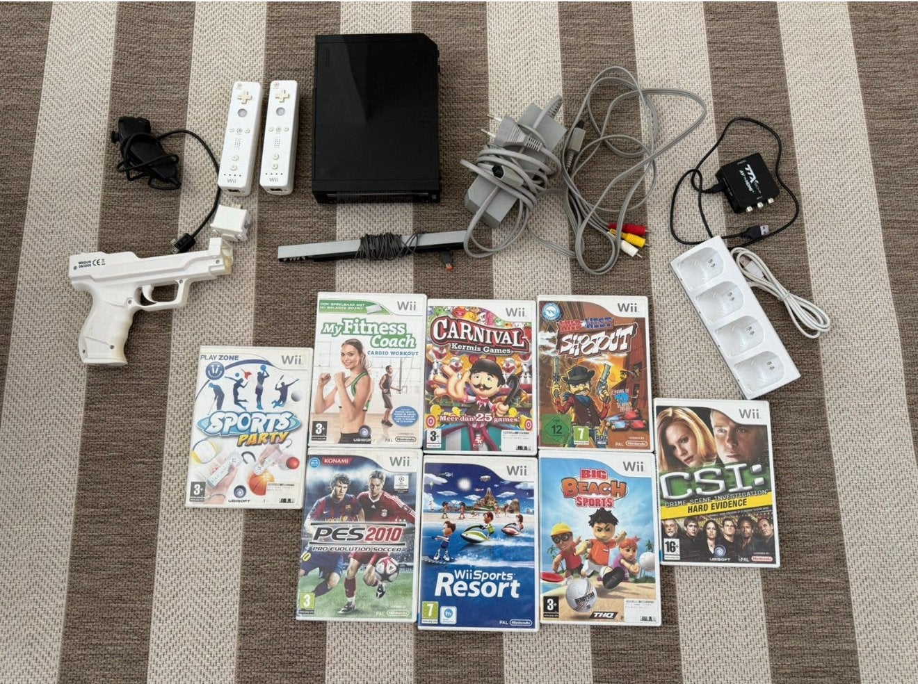 Nintendo wii set, Spelcomputers en Games, Ophalen of Verzenden, Met 2 controllers