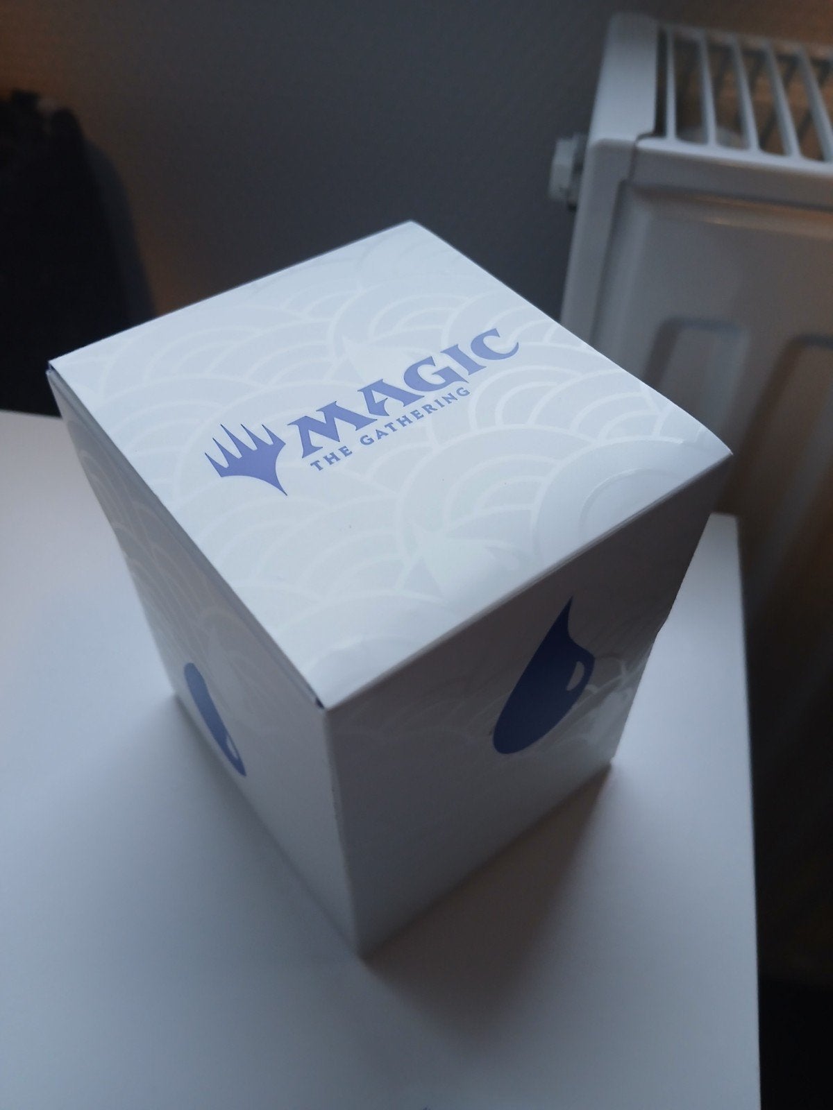 Magic The Gathering deck box blauw/wit, Ophalen, Nieuw, Boosterbox