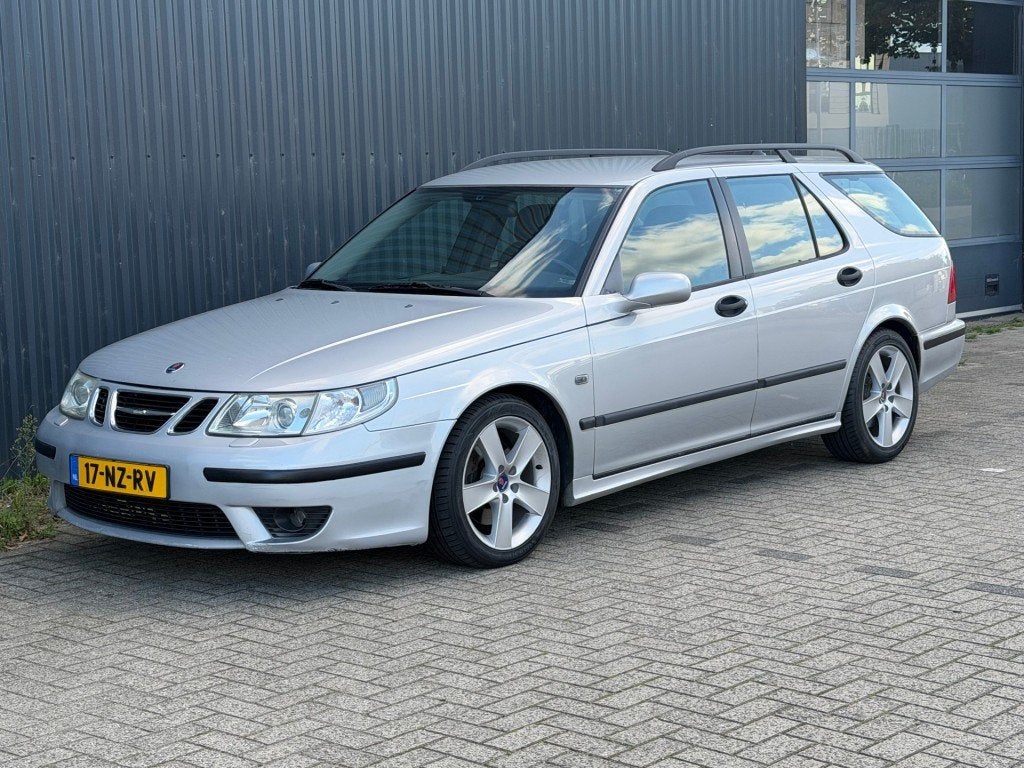 Saab 9-5 Aero, Auto's, 4 cilinders, 2290 cc, 93 €/maand, Zilver of Grijs