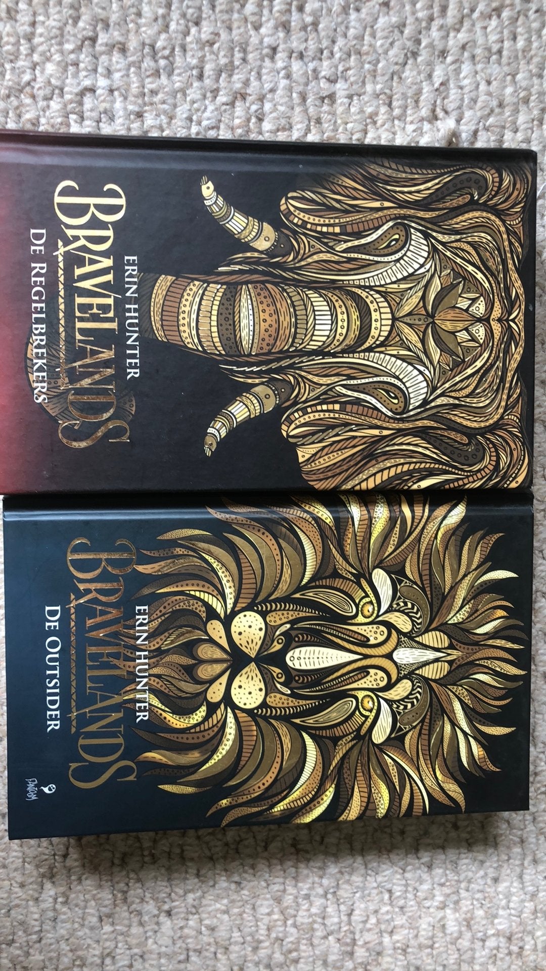Bravelands Boek 1e en 2e deel, hardcover., Boeken, Ophalen, Gelezen