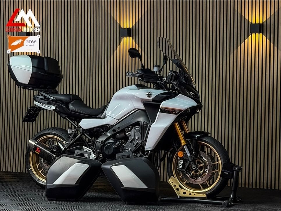 YAMAHA TRACER 9 GT - Akrapovic - Topkoffer - Quickshifter