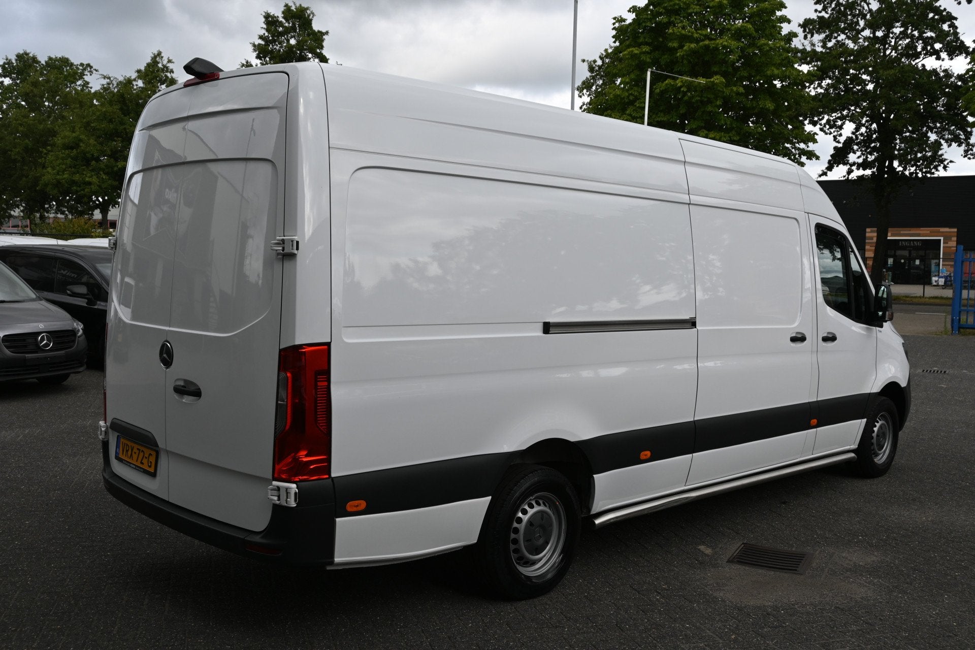Mercedes-Benz Sprinter 317 CDI L3H2 Camera, 270 Graden deure, Achterwielaandrijving, Euro 6, 4 cilinders, Wit