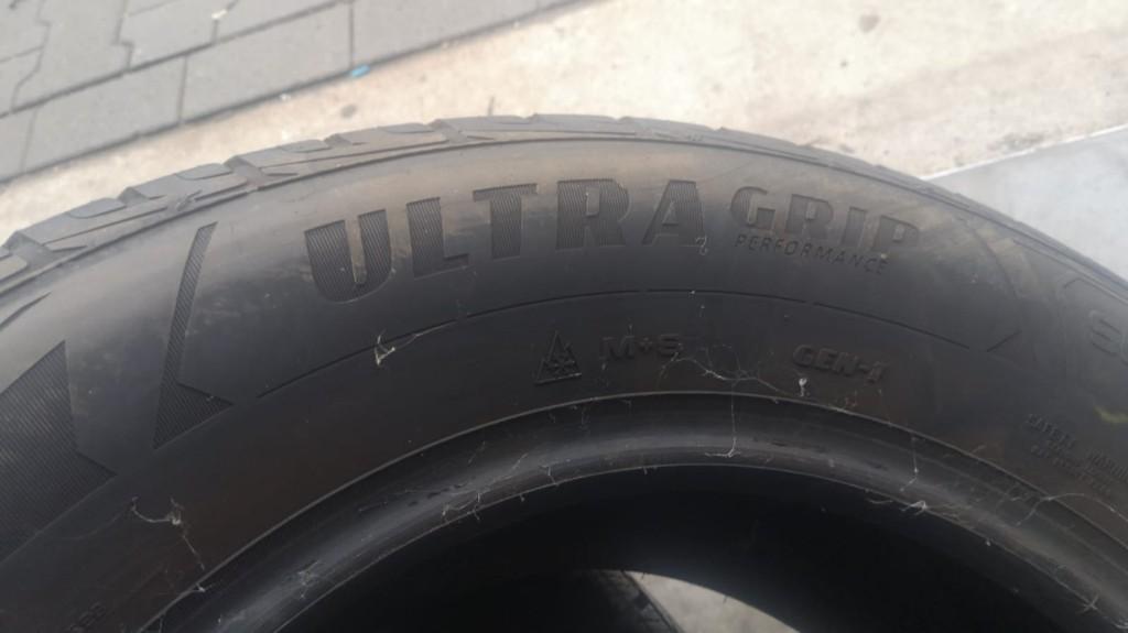 banden 235 65R17  104H, Ophalen, Gebruikt