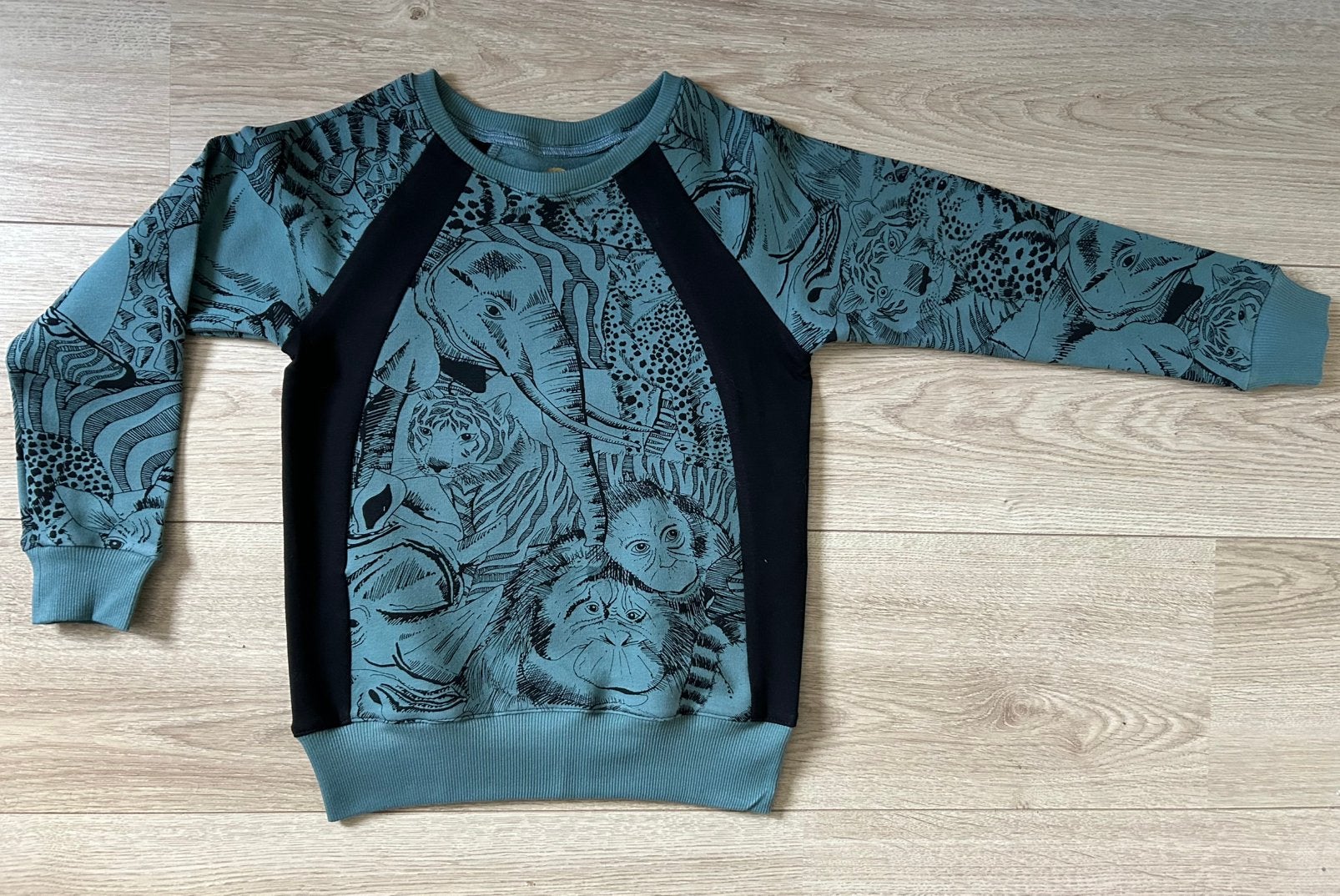 Dierentrui maat 122, Ophalen of Verzenden, Nieuw, Jongen of Meisje, Trui of Vest