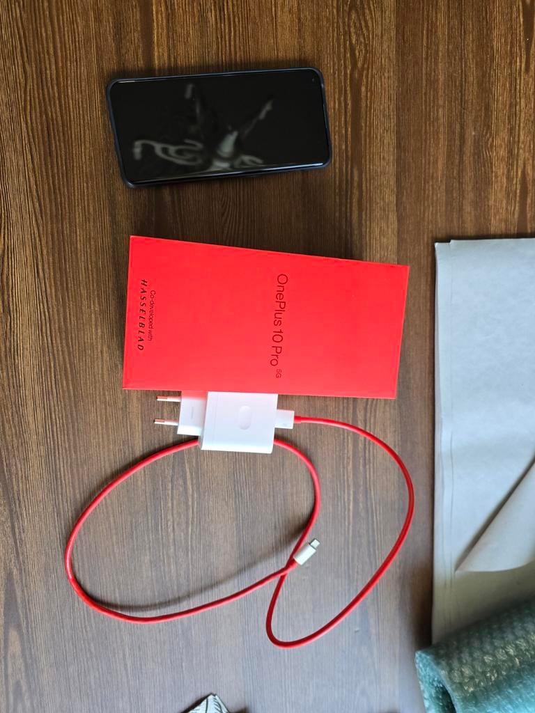 OnePlus 10 Pro 5G 128GB, met officiële oplader en hoesje, Gebruikt, Overige modellen, Ophalen of Verzenden, Zonder simlock