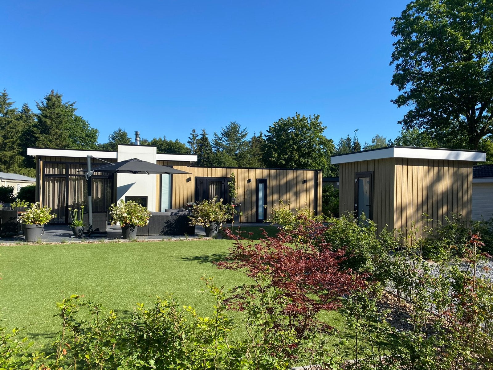 Te huur tijdelijke woonruimte, Huizen en Kamers
