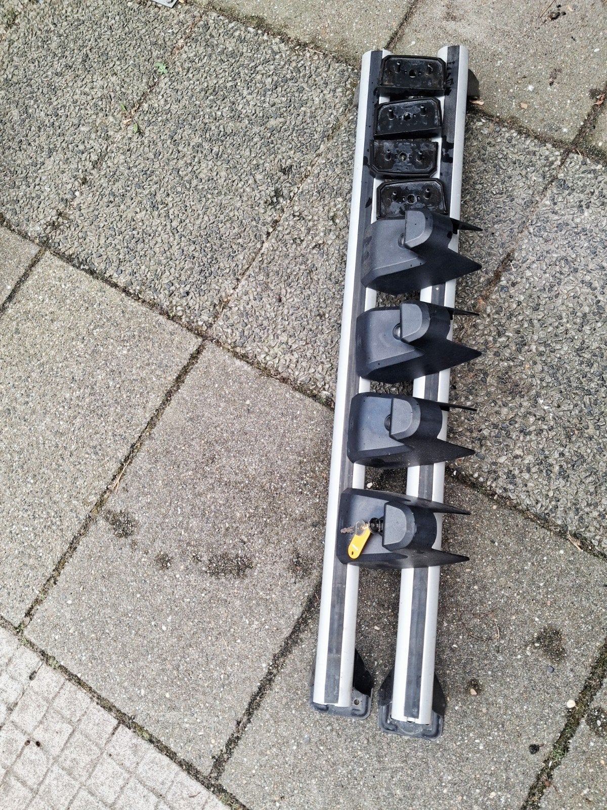 Dakdragers met slot en sleutel, Ophalen, Gebruikt
