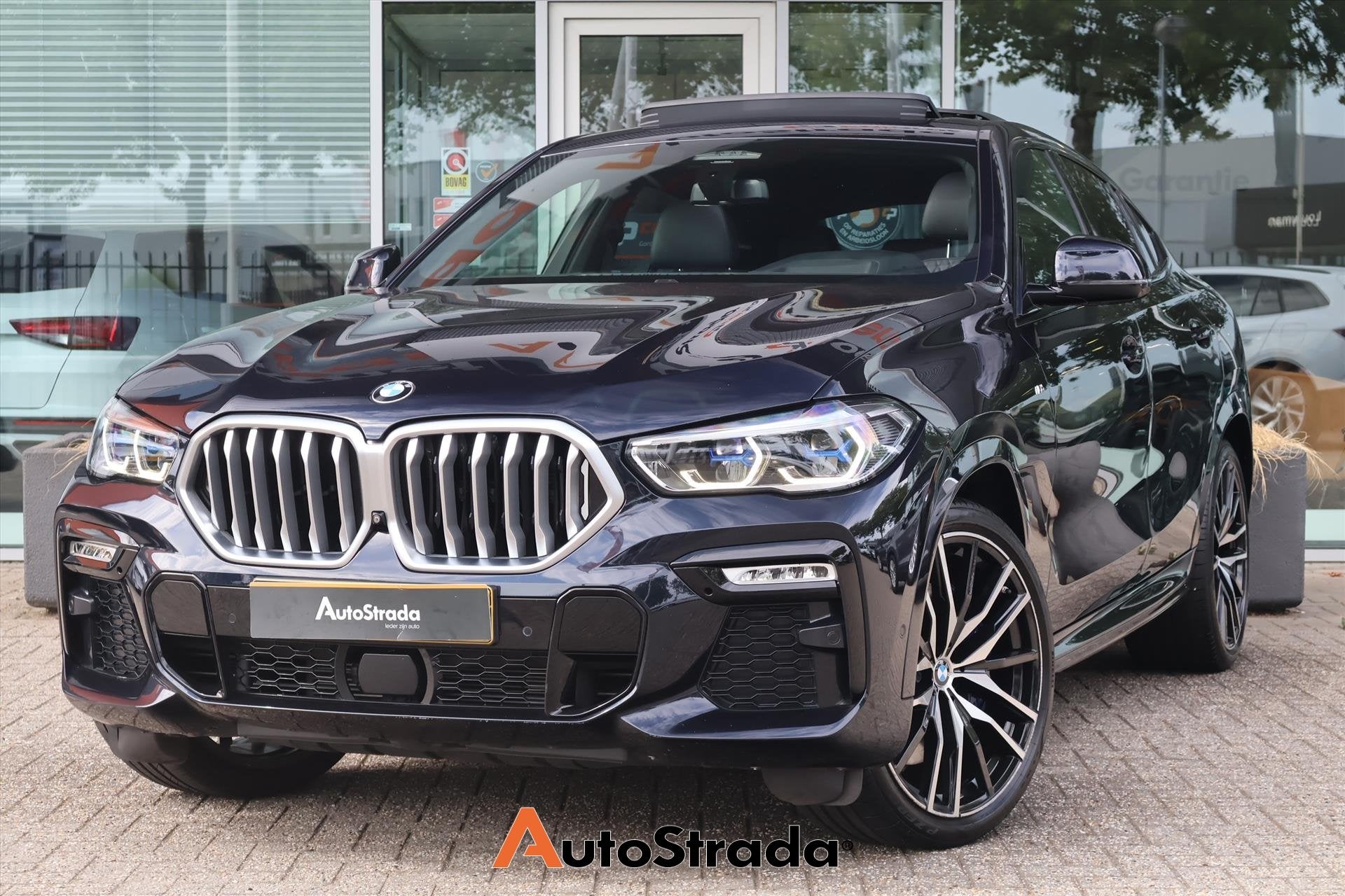 BMW X6 (g06) xDrive40i M-SPORT 340pk I Pano I Laser LED I Ha, Auto's, Gebruikt, Adaptive Cruise Control, Met garantie (alle), Bedrijf