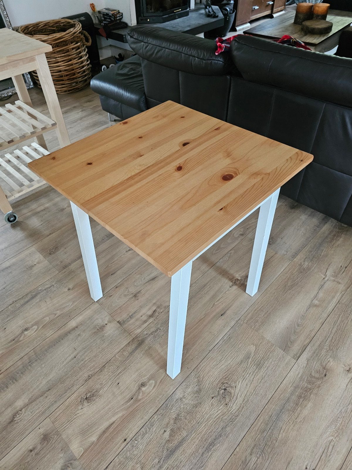 Ikea PINNTORP eettafel, Huis en Inrichting, Tafels | Eettafels, Ophalen, 50 tot 100 cm, Tot twee personen, 50 tot 100 cm