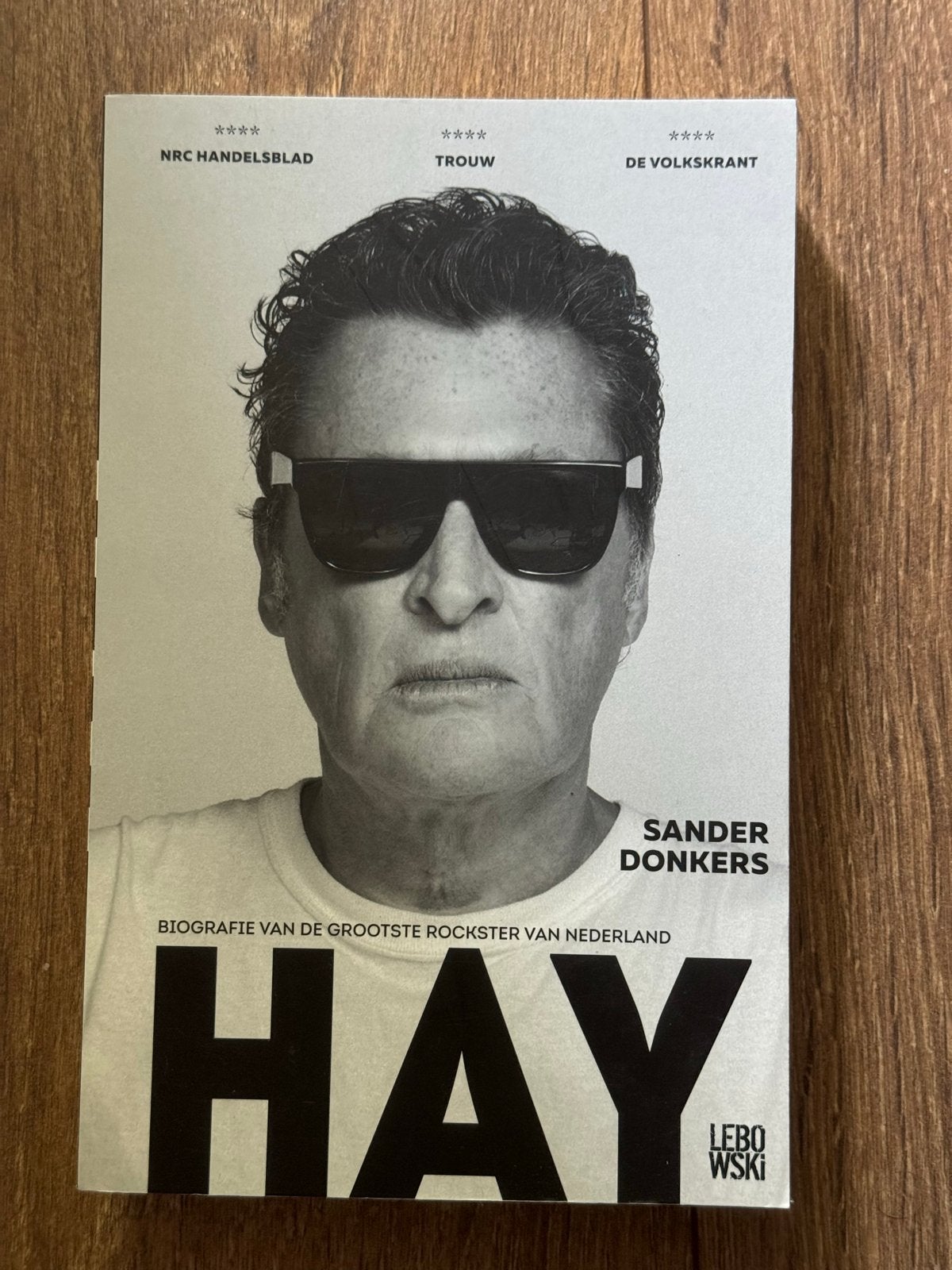 HAY - Biografie van Barry Hay (The Golden Earring), Ophalen of Verzenden, Zo goed als nieuw, Film, Tv en Media