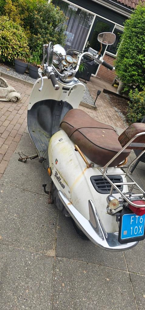 Bella 50 scooter, Fietsen en Brommers, Snorfietsen en Snorscooters, Ophalen, Gebruikt, Benzine, Overige merken