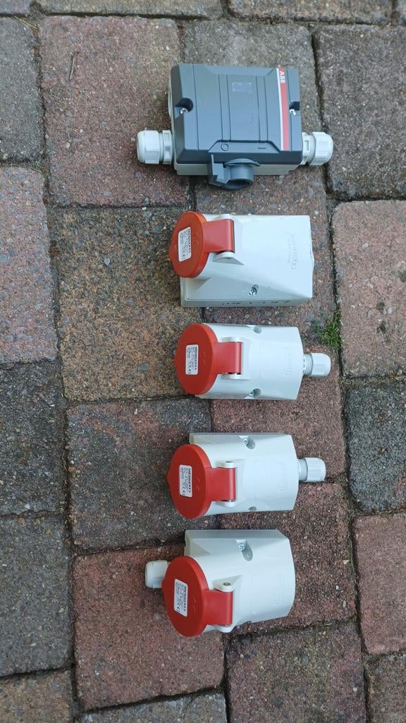 C form 16A 3f n 5p en werkschakelaar, Ophalen of Verzenden