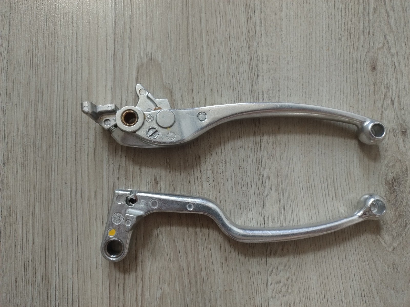 Originele koppelings- en remhendel Suzuki GSX-R 750, Ophalen