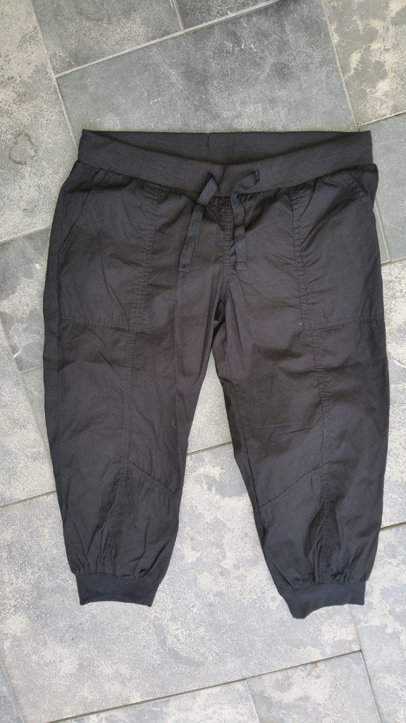 Zwarte broek maat 40, Maat 38/40 (M), Zwart, Ophalen of Verzenden, Zo goed als nieuw