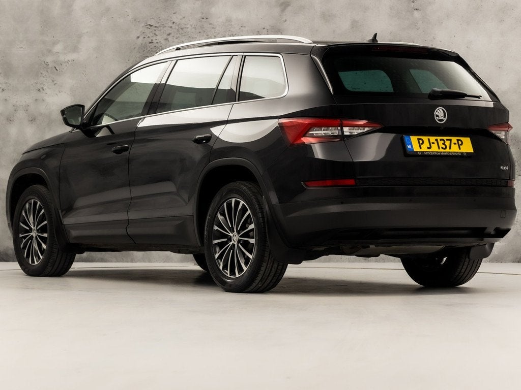 Skoda Kodiaq 1.4 TSI 4x4 Sport 150Pk Automaat (PANORAMADAK,, Auto's, Automaat, 12 maanden, 1525 kg, Gebruikt