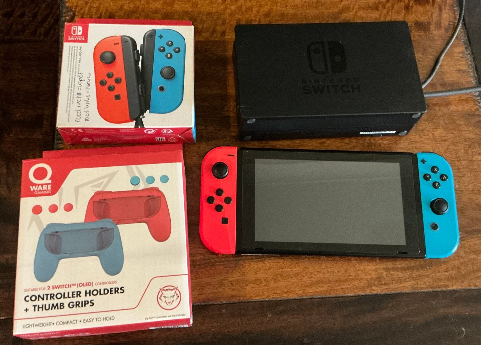 Nintendo Switch met 4 spellen en accessoires, Overige genres, Eén computer, Ophalen of Verzenden, Zo goed als nieuw