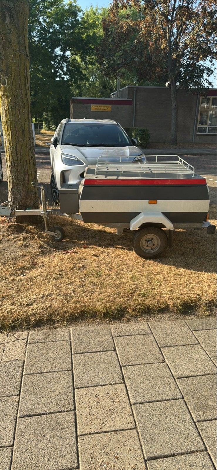 Compacte aanhanger met imperiaal, Ophalen, Gebruikt