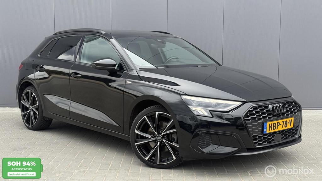 Audi A3 Sportback 40 TFSIe S line Sportstoelen B&O ACC, Auto's, 4 cilinders, 1535 kg, Automatische klimaatregeling, Alcantara