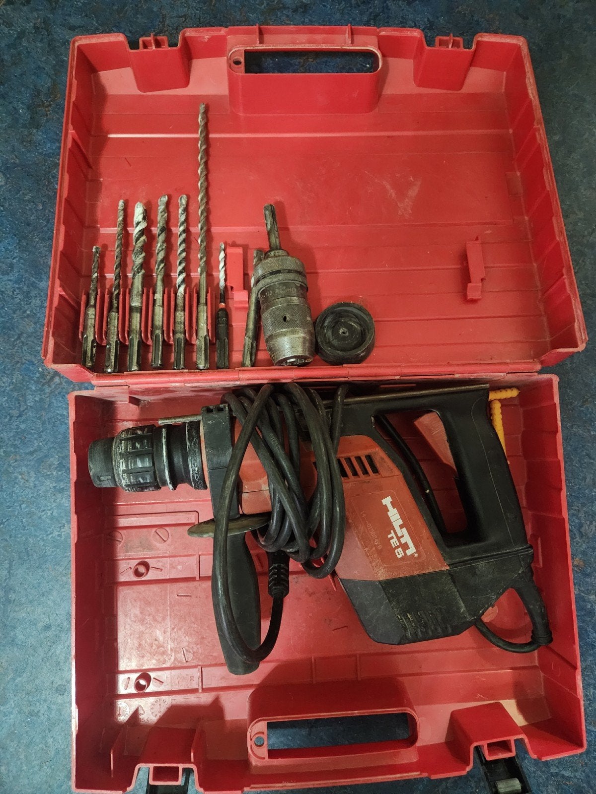 Hilti TE 5 Boorhamer met borenset en koffer, Doe-het-zelf en Verbouw, Boor- en/of Breekhamer, Ophalen of Verzenden, Klopboormechanisme