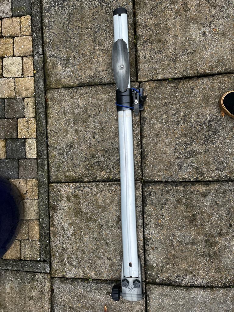 Fietsendrager voor fietsen met een thru axl., Ophalen, 1 fiets, Gebruikt, Dakdrager
