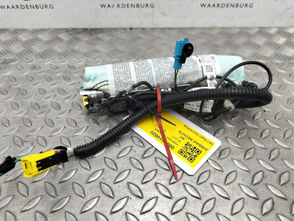 AUDI A1 8X 1.2 TFSI Attract 1.2  PL.B. AIRBAG RECHTS 2011, Ophalen of Verzenden, Gebruikt, Stiba lid