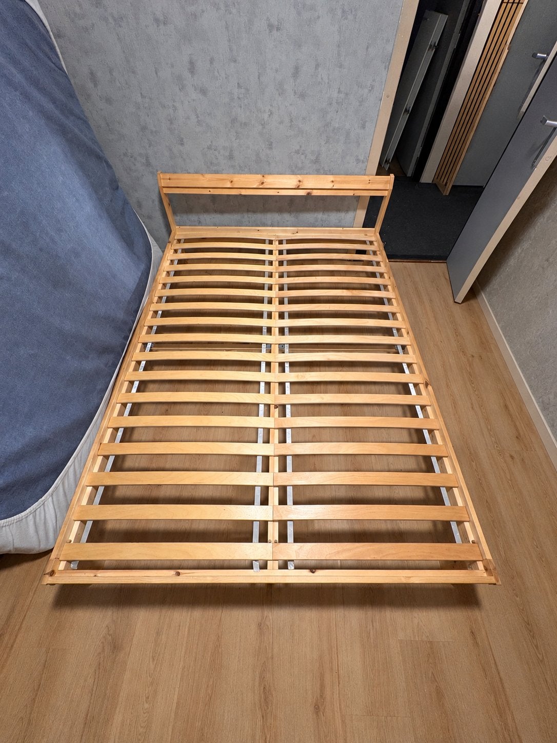 Houten bedframe, Ophalen, Bruin, Tweepersoons, 140 cm