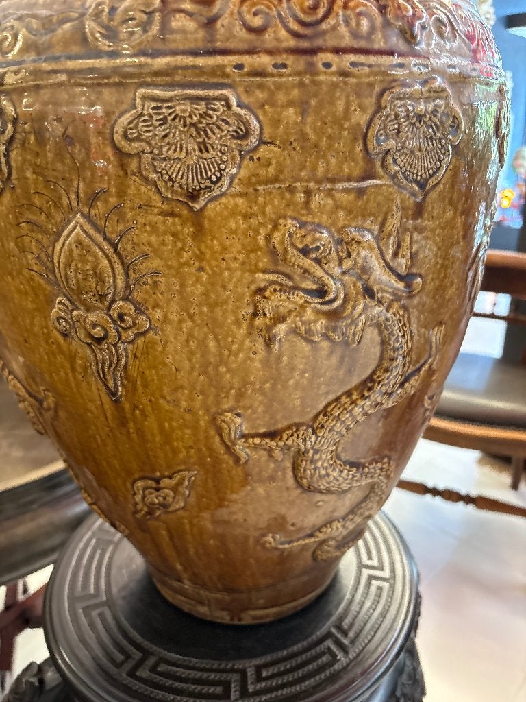 Antieke Chinese "dragon jar" – bruin geglazuurd steengoed, Ophalen