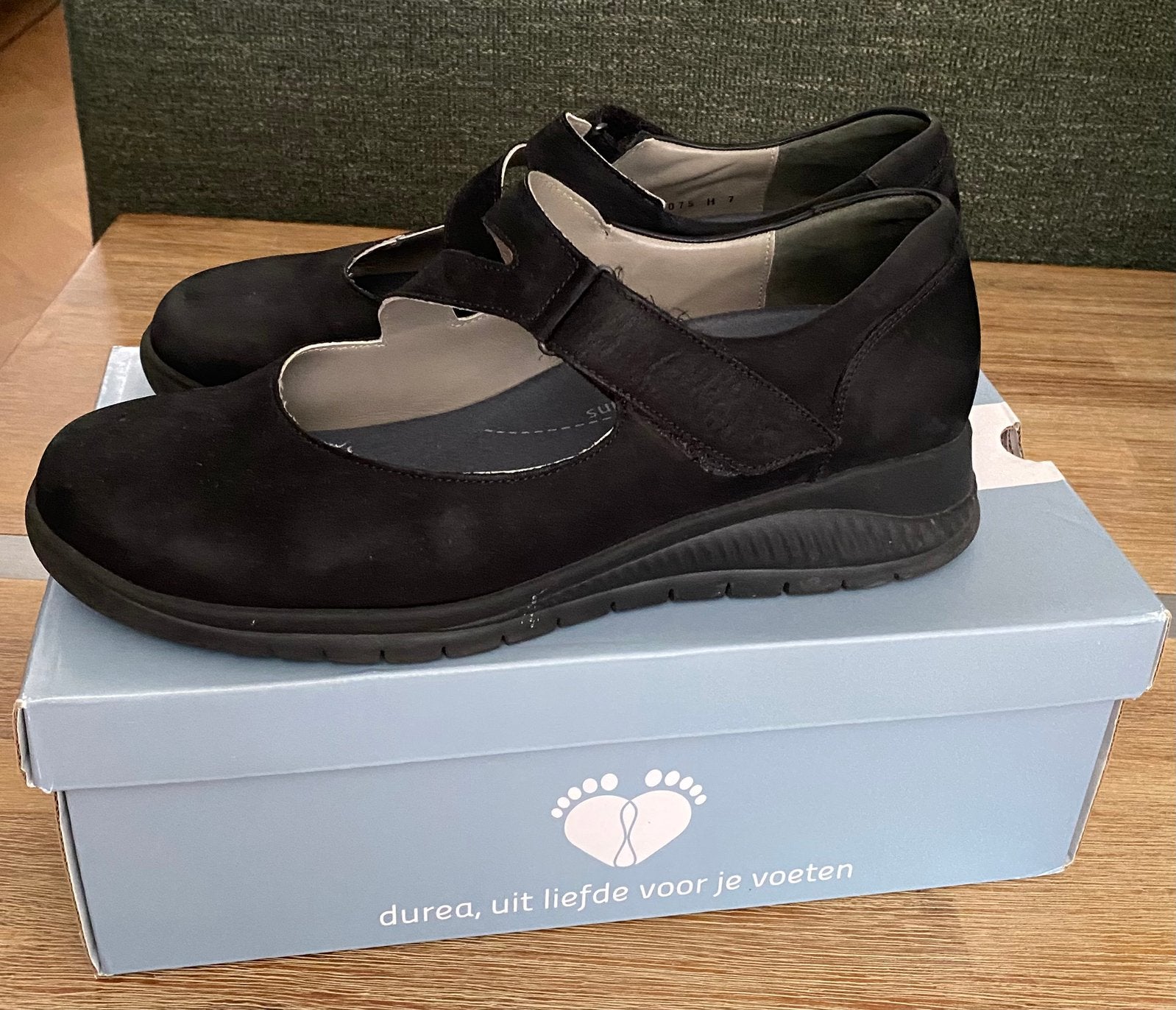 Durea bandschoenen maat 7 H, Zwart, Ophalen of Verzenden, Sneakers of Gympen, Gedragen