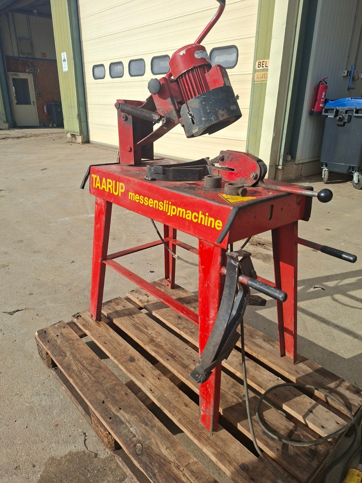 TAARUP messenslijpmachine - Robuust en functioneel, Ophalen of Verzenden