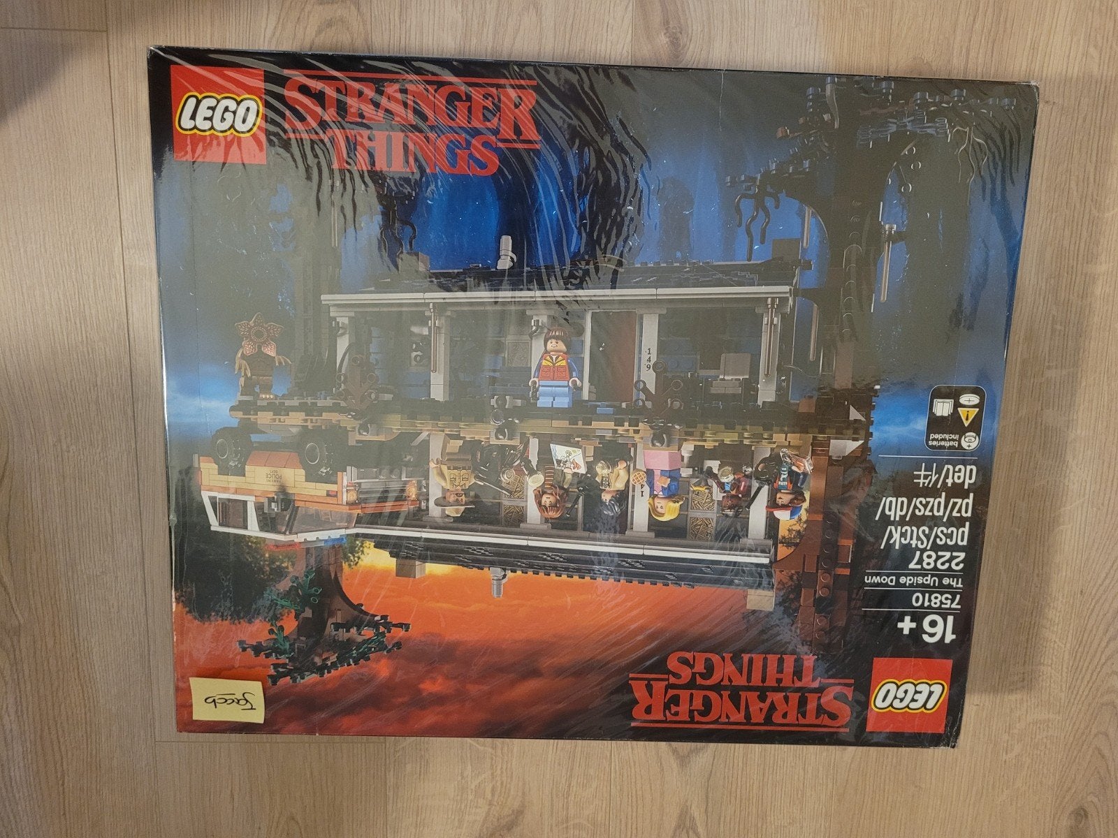 Lego 75810 Stranger Things, Kinderen en Baby's, Speelgoed | Duplo en Lego, Ophalen of Verzenden, Nieuw
