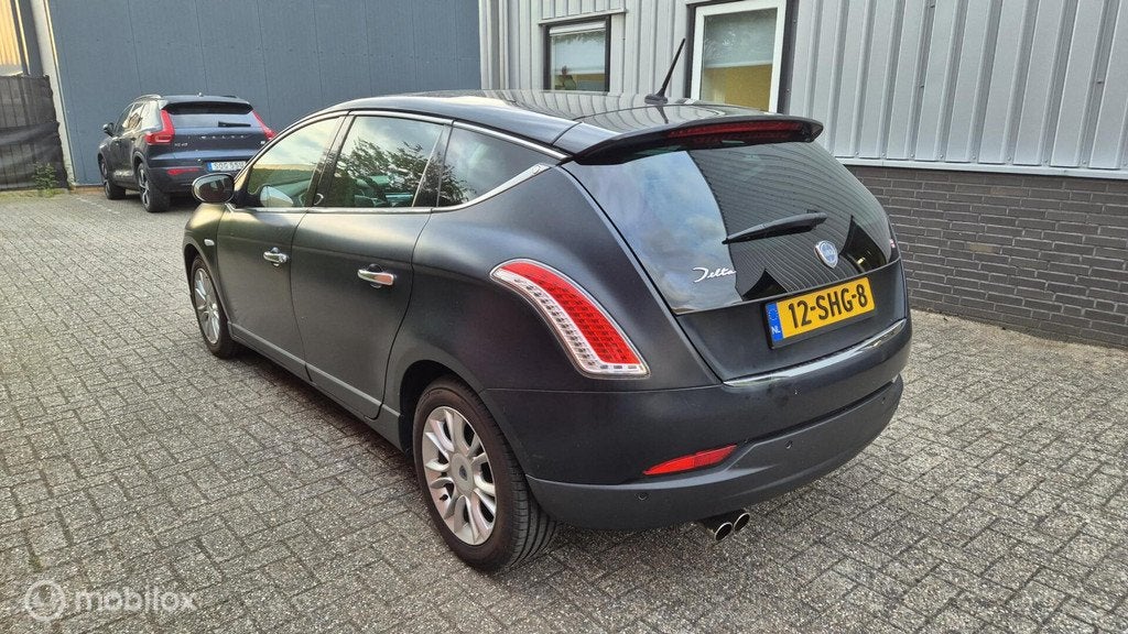 Lancia Delta 1.4 M.air Hard Black, pano, Auto's, Lancia, Voorwielaandrijving, Euro 5, 1295 kg, 4 cilinders