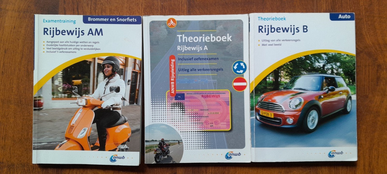 ANWB Theorieboeken Rijbewijs AM, A en B, Ophalen of Verzenden, Gelezen, Overige niveaus, ANWB