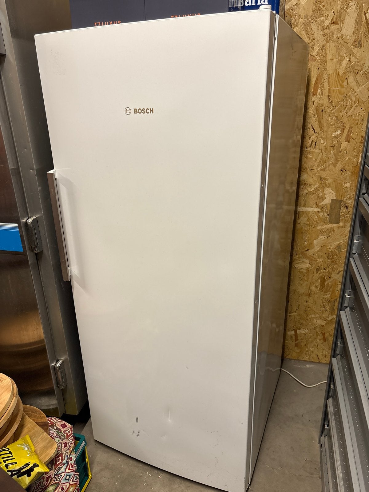 Bosch Vrieskast - Ruime en efficiënte vriezer, Witgoed en Apparatuur, Vriezers en Diepvrieskisten, Gebruikt, Minder dan 60 cm
