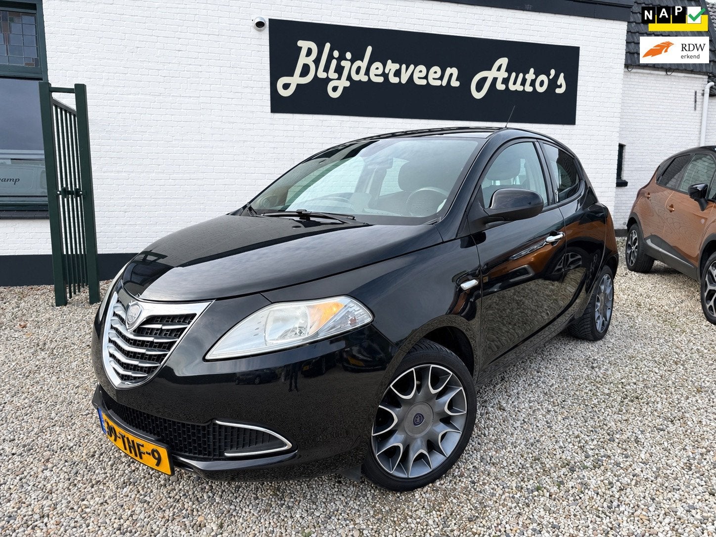 Lancia Ypsilon 1.2 Platinum Airco | Cruise Control| Parkeers, Voorwielaandrijving, Euro 5, Gebruikt, 4 cilinders